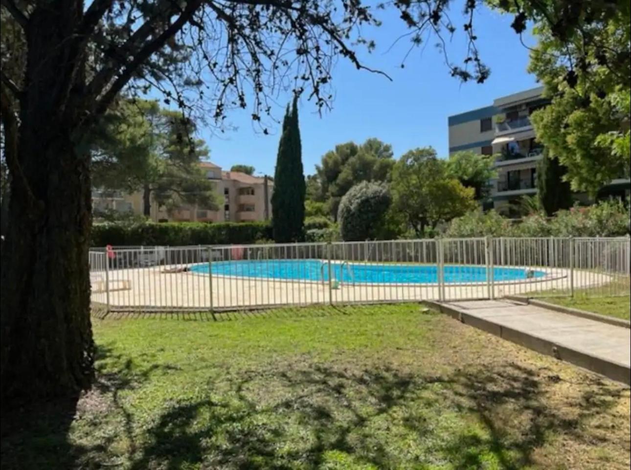 Cosy T3 - Jardin - Parking - Piscine Leilighet Montpellier Eksteriør bilde